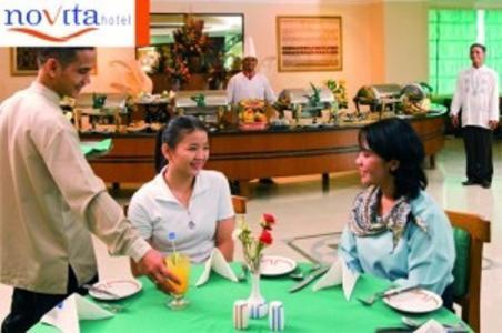 Novita Hotel Jambi Ngoại thất bức ảnh